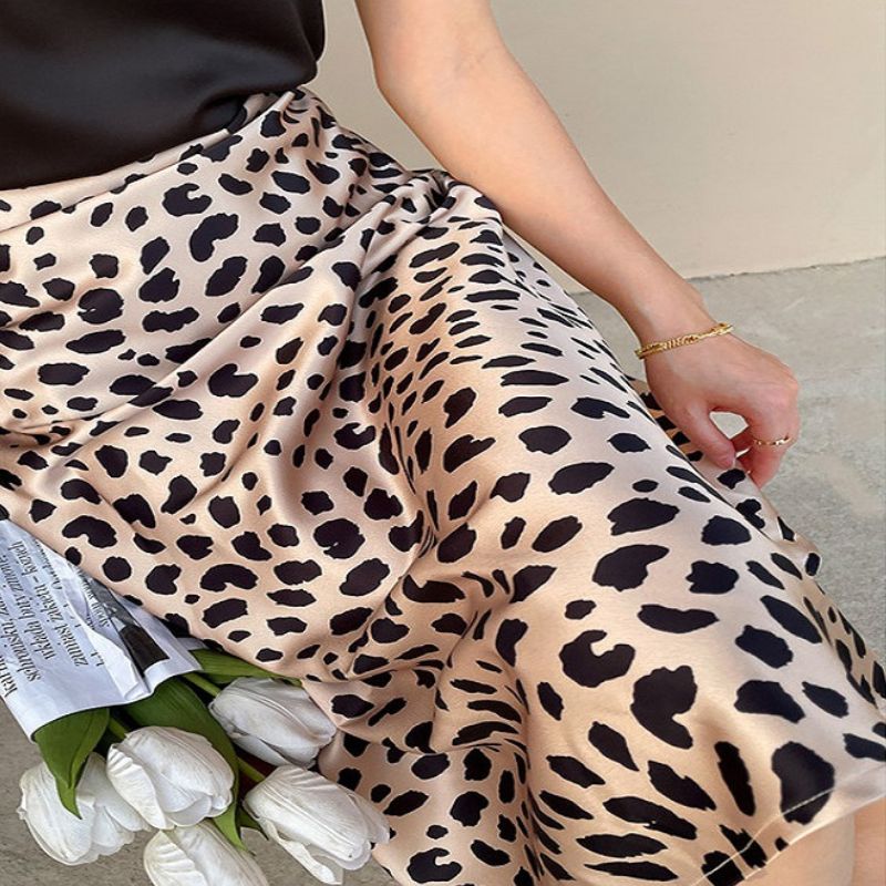 Saia Midi Cetim Leopardo ChicSoul
