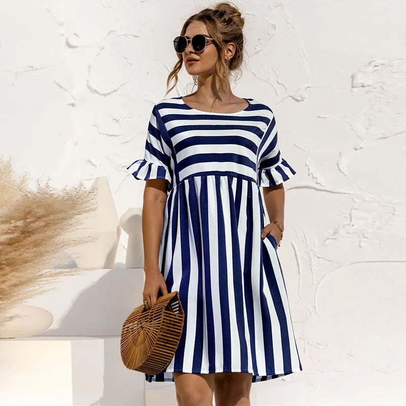 Vestido Curto Listrado Patch ChicSoul