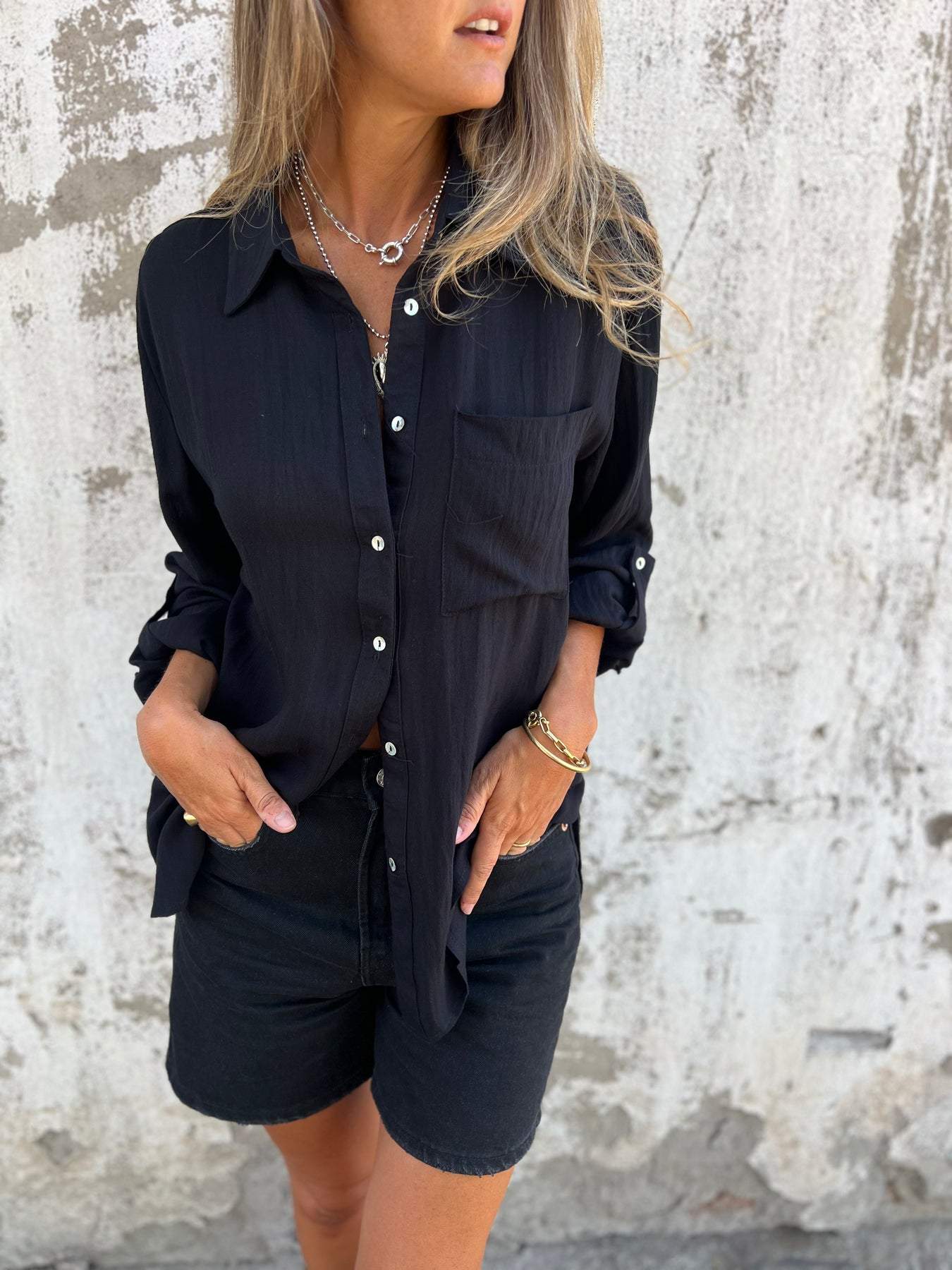 Camisa de algodão e linho com gola camisa