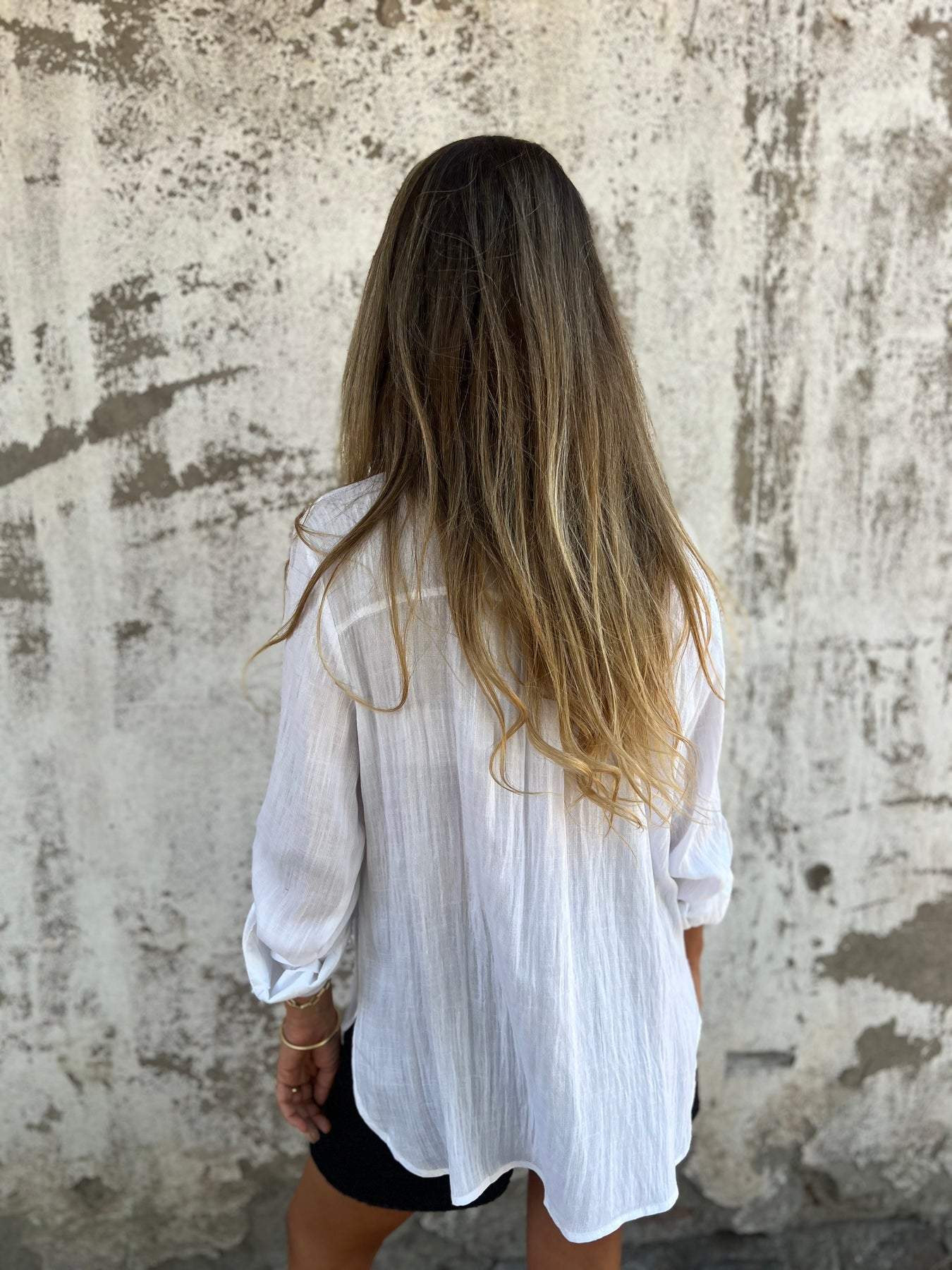 Camisa de algodão e linho com gola camisa
