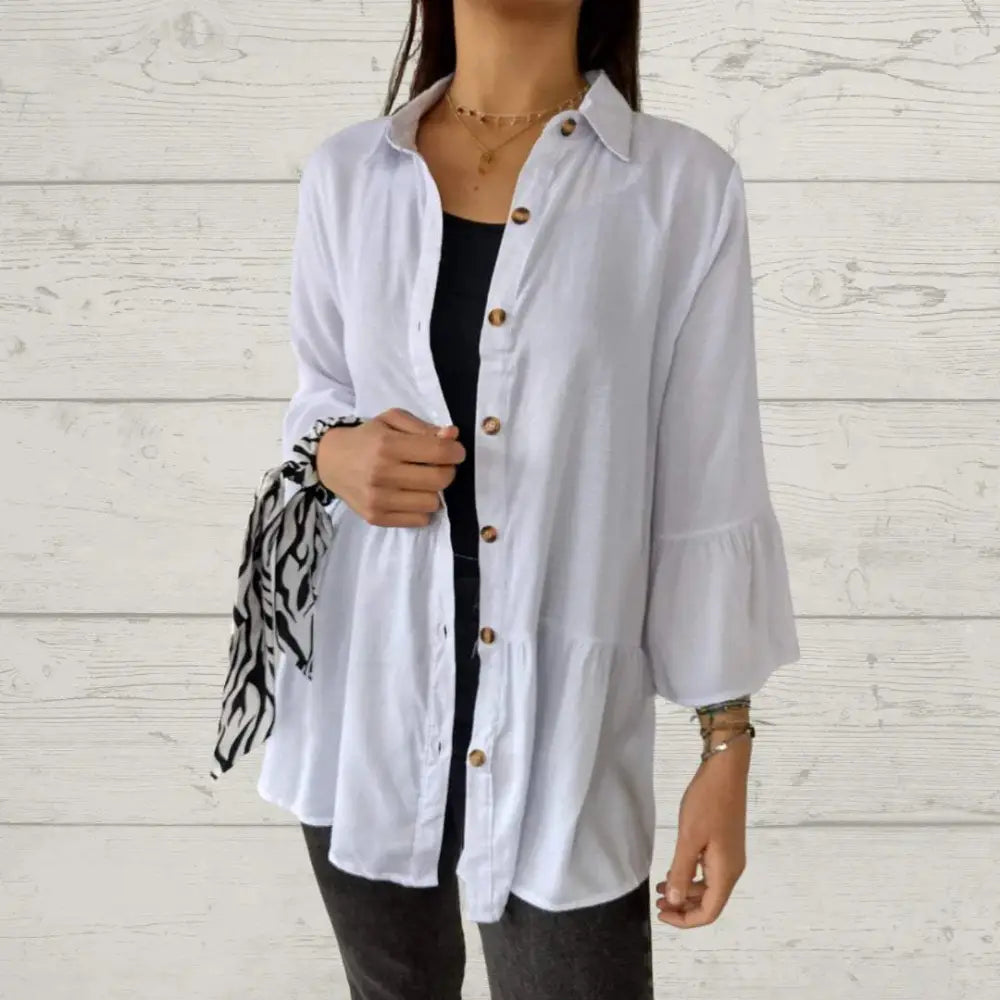 Camisa Feminina Casual com Gola de Lapela e Manga Flare