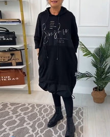 Vestido Feminino Estilo Moletom com Capuz