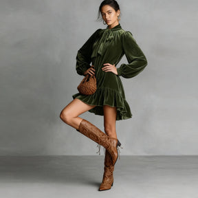 Vestido Curto Feminino Elegante com Babado – Manga Longa e Estilo Moderno