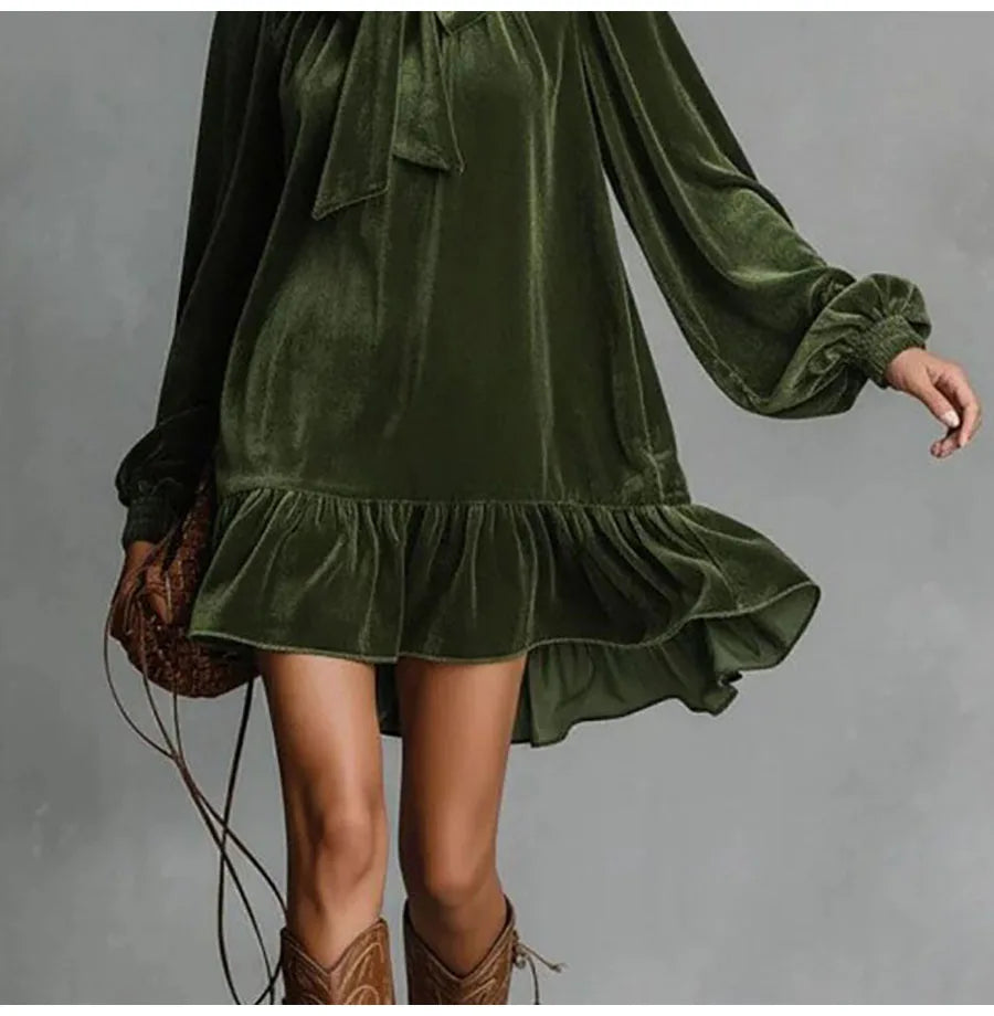 Vestido Curto Feminino Elegante com Babado – Manga Longa e Estilo Moderno