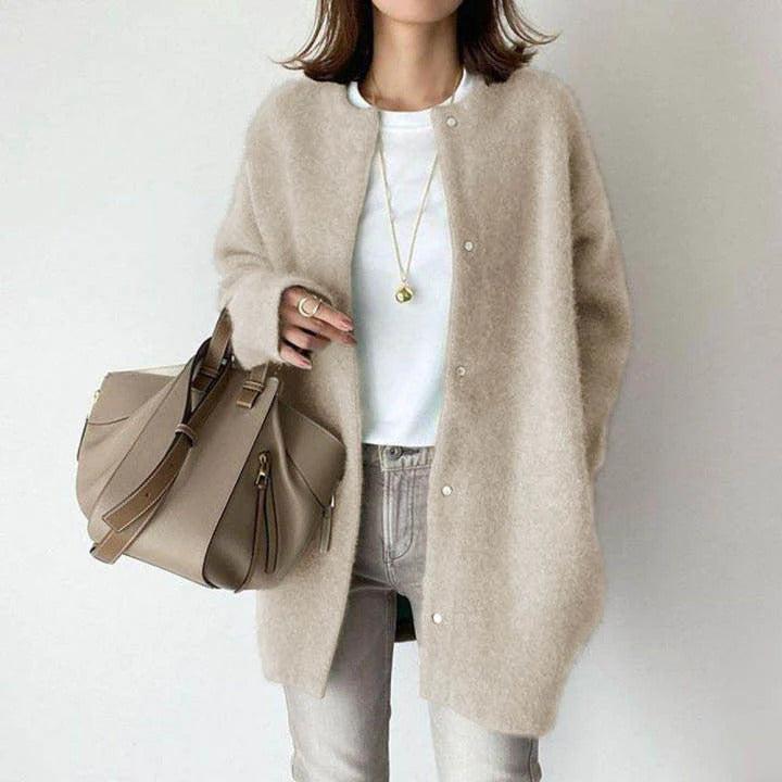 Casaco Feminino Elegante de Inverno com Caimento Solto