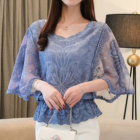 Blusa de Renda Feminina Três Quartos