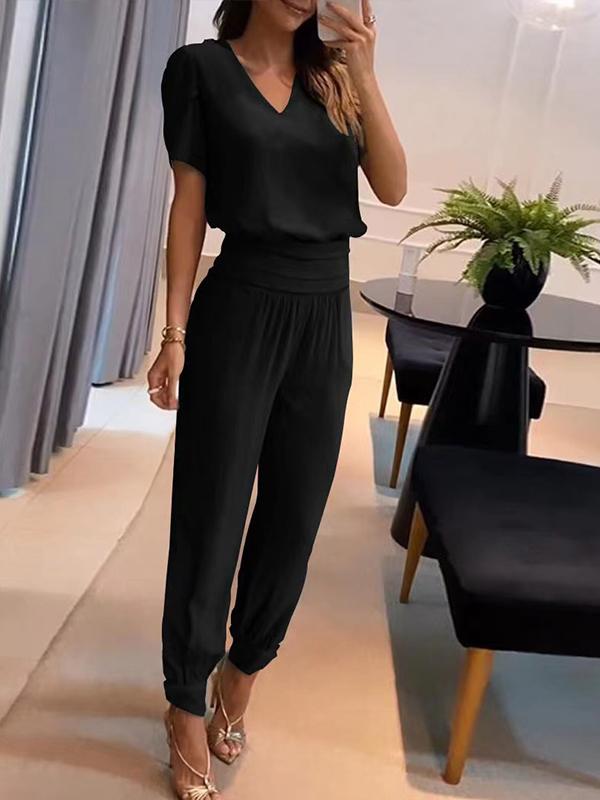 Conjunto Casual de Duas Peças com Calças e Camisa de Manga Curta e Decote em V