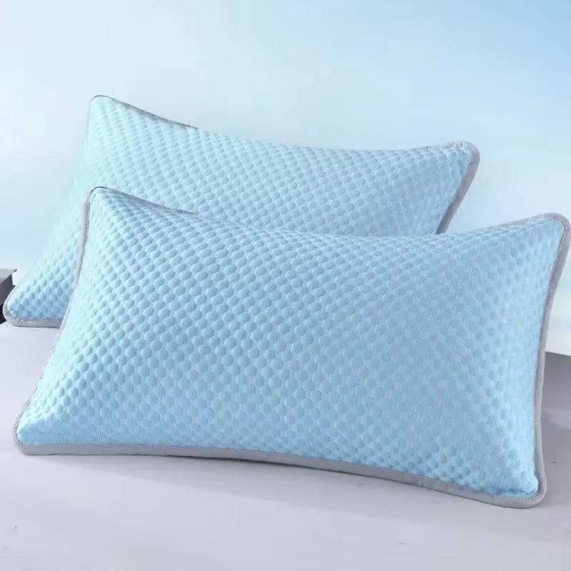 Fronha FreshTouch azul em travesseiros