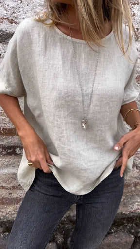 Blusa de Algodão e Linho com Gola Redonda e Mangas Curtas