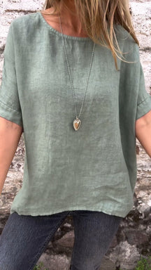 Blusa de Algodão e Linho com Gola Redonda e Mangas Curtas