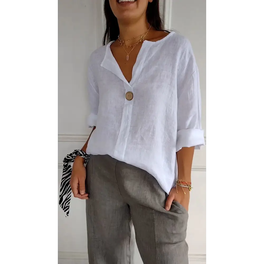 Blusa confortável de algodão e linho com decote em V