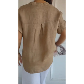 Blusa de algodão e linho com decote em V e mangas curtas